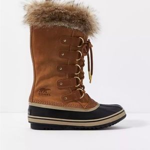 Sorel Joan of Arctic boot